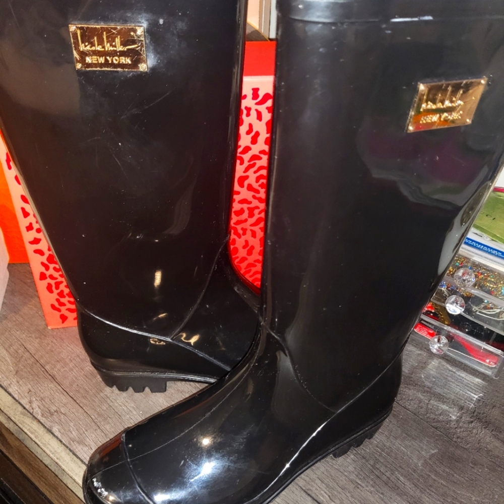 Nicole Miller Rain Boots